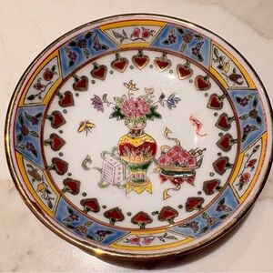 Gilded Small Famille Rose Porcelain Bowl